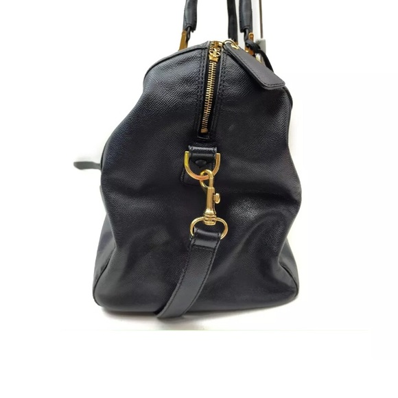 CHANEL XXL 100% AUTH leather Boston travel/gym bag - Picture 3 of 14